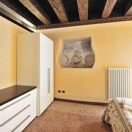 Apartamento Castello Di Godego Sleeps 12 Air Con Wifi Venecia